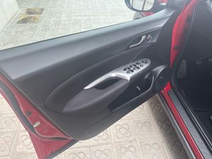 Honda Civic 1.4 i-VTEC Comfort  - Foto 13