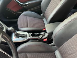 Opel Astra 2.0 CDTi S/S Sportive Auto GTC  - Foto 26