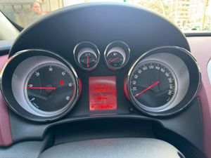 Opel Astra 2.0 CDTi S/S Sportive Auto GTC  - Foto 23