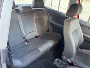 Volkswagen Polo 1.4 TDI Advance 70cv  - Foto 22