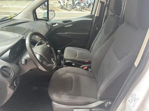 Ford Tourneo Courier 1.5 TDCi 95cv Ambiente  - Foto 10