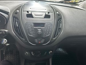 Ford Tourneo Courier 1.5 TDCi 95cv Ambiente  - Foto 11
