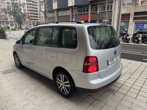 Volkswagen Touran 1.4 TSI 140 Highline  - Foto 9
