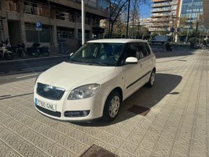Skoda Fabia 1.2 60cv Young  - Foto 2