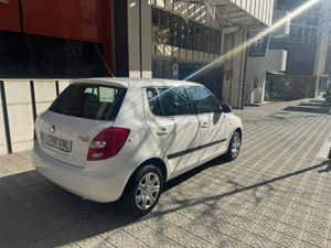Skoda Fabia 1.2 60cv Young  - Foto 5