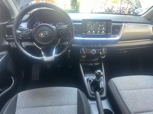 Kia Stonic 1.2 CVVT 62kW (84CV) Concept Eco-Dynam  - Foto 15