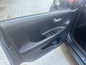 Kia Stonic 1.2 CVVT 62kW (84CV) Concept Eco-Dynam  - Foto 12