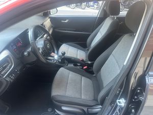 Kia Stonic 1.2 CVVT 62kW (84CV) Concept Eco-Dynam  - Foto 11