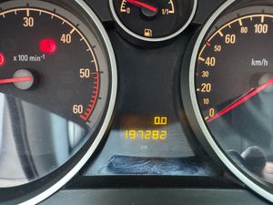 Opel Zafira 1.7 CDTi ecoE Essentia  - Foto 19