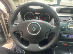 Renault Megane Coupe-cabrio Dynamique 1.9dCi  - Foto 17