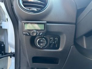 Opel Corsa 1.2 Expression Start & Stop  - Foto 17