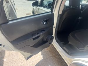 Nissan Qashqai+2 2.0 TEKNA SPORT 4X2 17