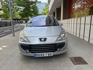 Peugeot 307 2.0 HDi 136 Pack 307SW 7PLZ  - Foto 3