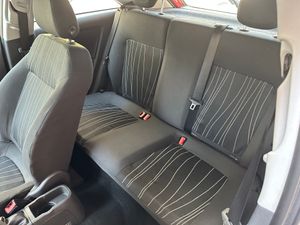 Opel Corsa Enjoy 1.2  - Foto 14