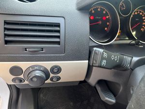 Opel Astra GTC 1.6 16v Enjoy  - Foto 20