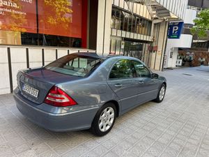 Mercedes Clase C C 240 4MATIC CLASSIC AUTO  - Foto 6