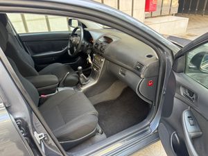 Toyota Avensis 1.8 VVT-i Sol  - Foto 20