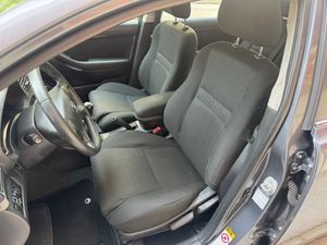 Toyota Avensis 1.8 VVT-i Sol  - Foto 10