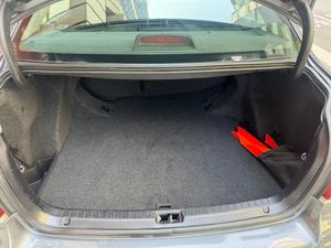 Toyota Avensis 1.8 VVT-i Sol  - Foto 22