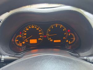 Toyota Avensis 1.8 VVT-i Sol  - Foto 15