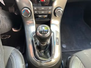 Chevrolet Cruze 2.0 VCDi LT+ Clima  - Foto 18