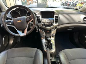 Chevrolet Cruze 2.0 VCDi LT+ Clima  - Foto 15