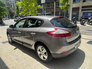 Renault Megane Dynamique 1.6 16v 110cv  - Foto 8