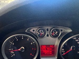 Ford C Max 1.6Ti VCT Business  - Foto 19