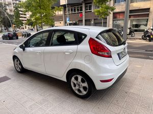 Ford Fiesta 1.25 82cv Trend  - Foto 8
