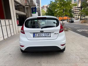 Ford Fiesta 1.25 82cv Trend  - Foto 7