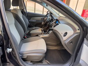 Chevrolet Cruze 1.8 16V LT  - Foto 17