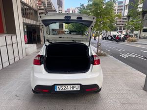 Kia Rio 1.4 CVVT 109cv Drive Eco Dynamics  - Foto 9