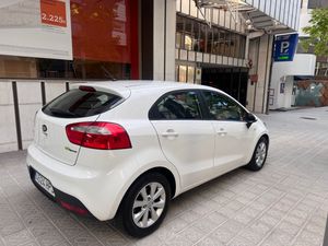 Kia Rio 1.4 CVVT 109cv Drive Eco Dynamics  - Foto 6