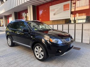Mitsubishi Outlander 2.0 DI-D Intense  - Foto 4