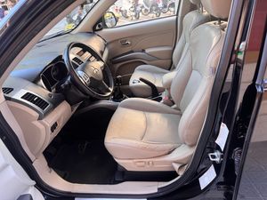 Mitsubishi Outlander 2.0 DI-D Intense  - Foto 24