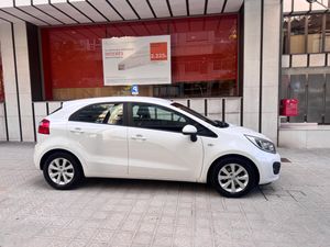 Kia Rio 1.4 CVVT 109cv Drive Eco Dynamics  - Foto 5