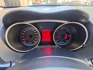 Mitsubishi Outlander 2.0 DI-D Intense  - Foto 25