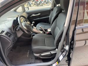 Toyota Auris 1.4 D-4D Luna Plus  - Foto 17
