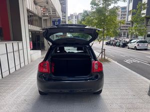 Toyota Auris 1.4 D-4D Luna Plus  - Foto 8