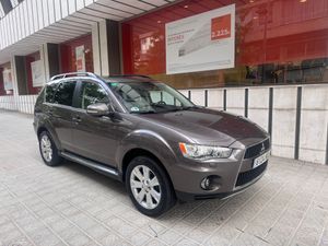 Mitsubishi Outlander 220 DI-D SST Motion  - Foto 4