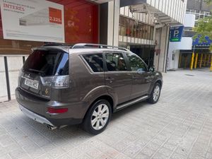 Mitsubishi Outlander 220 DI-D SST Motion  - Foto 7