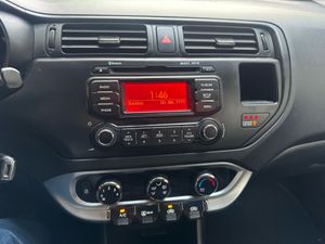 Kia Rio 1.2 CVVT 85cv Concept  - Foto 16