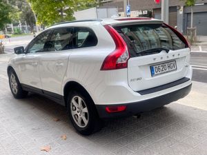 Volvo XC60 2.0 DRIVe Kinetic  - Foto 7