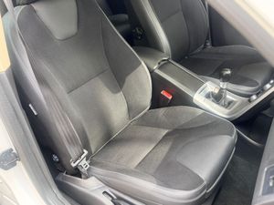 Volvo XC60 2.0 DRIVe Kinetic  - Foto 20