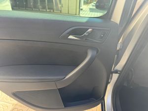 Skoda Yeti 1.2 TSI 110cv Outdoor Active  - Foto 9