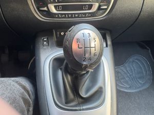 Renault Grand Scénic Dynamique 1.5dCi 105cv 5 plazas  - Foto 15