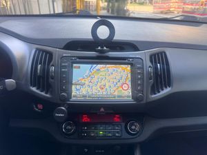 Kia Sportage 2.0 CRDI VGT Emotion 4x4  - Foto 18