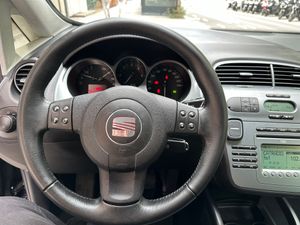 Seat Altea XL 2.0 TDI 140cv DSG Sport Up  - Foto 22