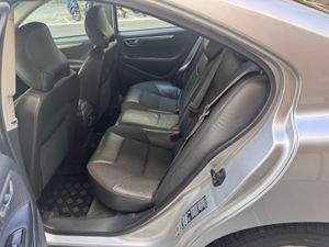 Volvo S60 2.4 140  - Foto 10