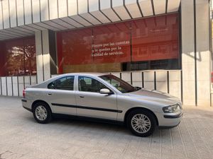 Volvo S60 2.4 140  - Foto 5